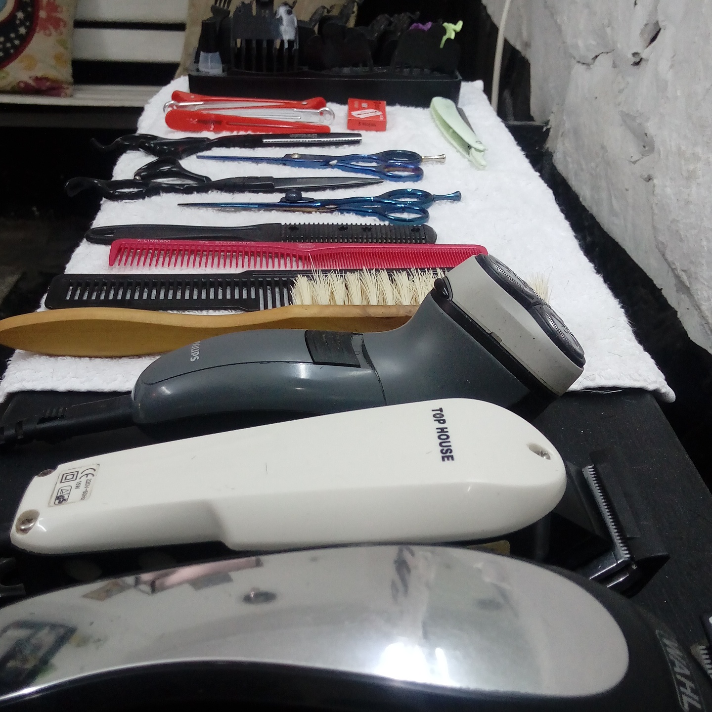 Herramientas de Barbería Los Primos